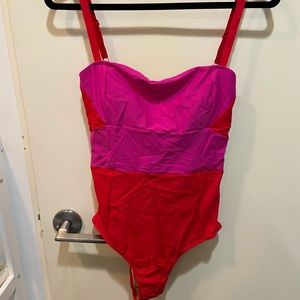 NWT Summersalt red/hot pink bathing suit - size 8